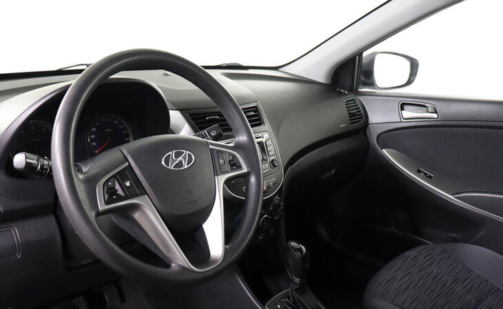 Hyundai Solaris - Фото 9