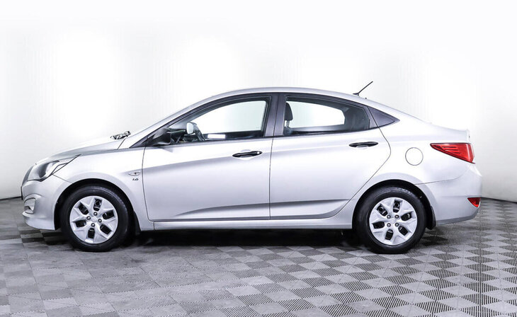 Hyundai Solaris - Фото 2