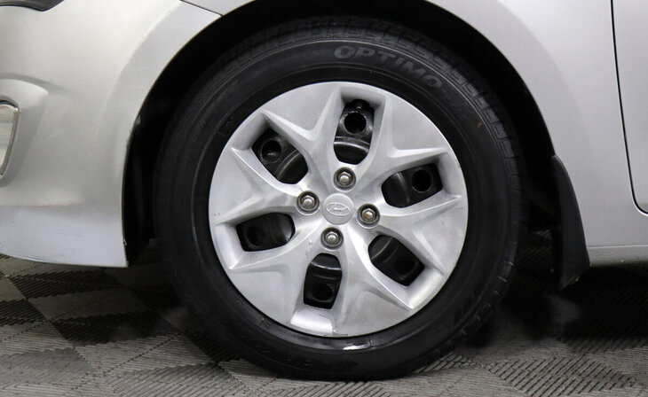 Hyundai Solaris - Фото 6