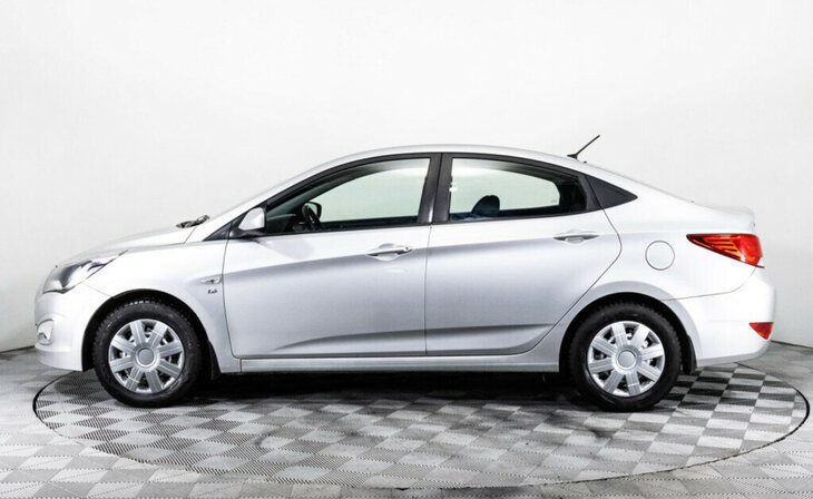 Hyundai Solaris - Фото 2