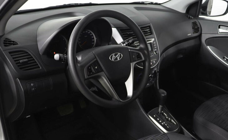 Hyundai Solaris - Фото 6