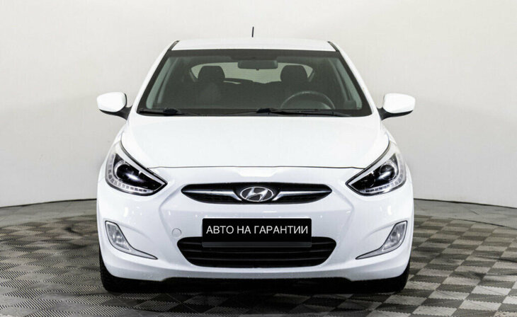 Hyundai Solaris - Фото 1