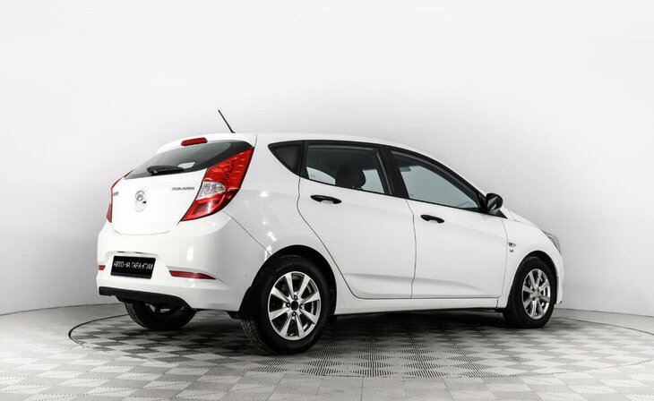 Hyundai Solaris - Фото 2