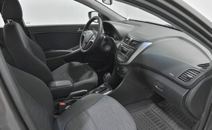 Hyundai Solaris - Фото 4