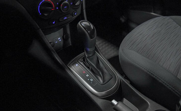 Hyundai Solaris - Фото 7