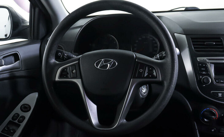 Hyundai Solaris - Фото 9