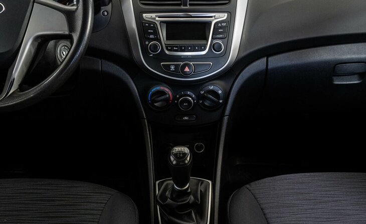 Hyundai Solaris - Фото 6