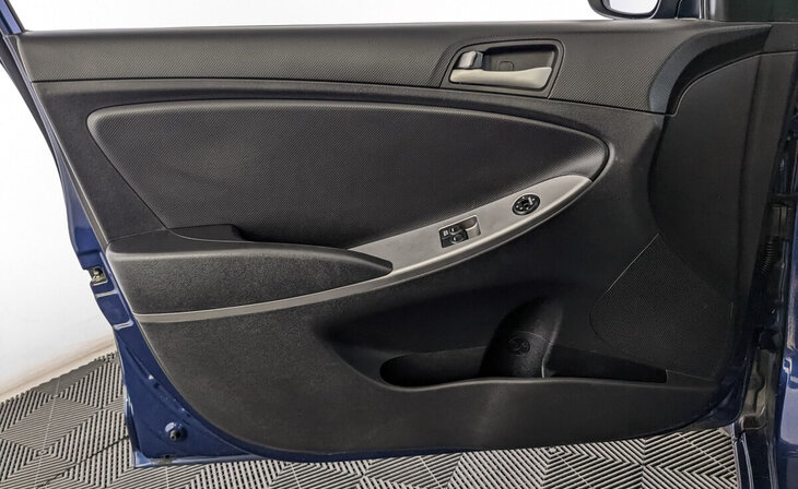 Hyundai Solaris - Фото 17