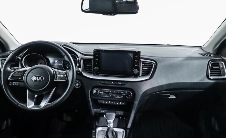 Kia Ceed - Фото 7