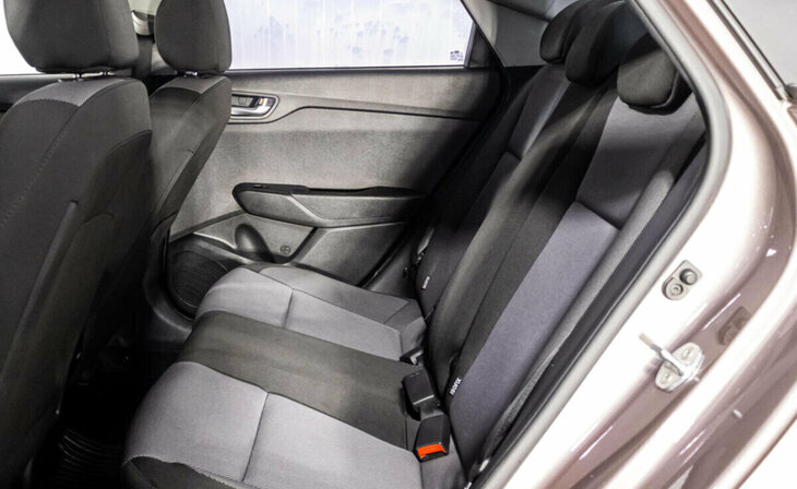 Hyundai Solaris - Фото 9