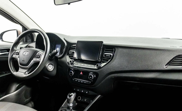 Hyundai Solaris - Фото 4