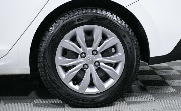 Hyundai Solaris - Фото 4