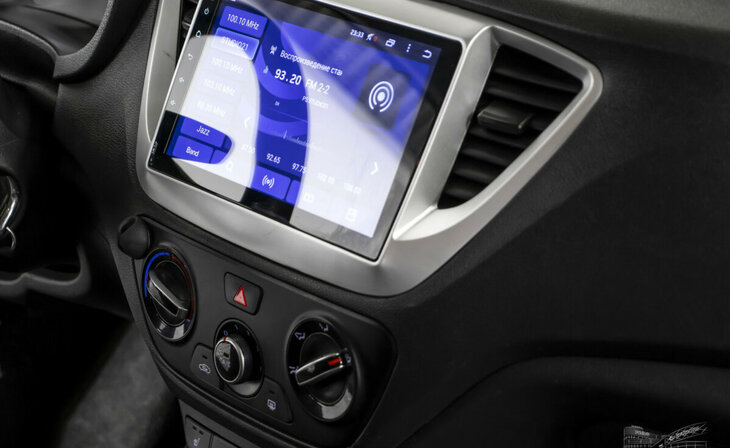 Hyundai Solaris - Фото 10