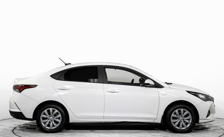 Hyundai Solaris - Фото 3