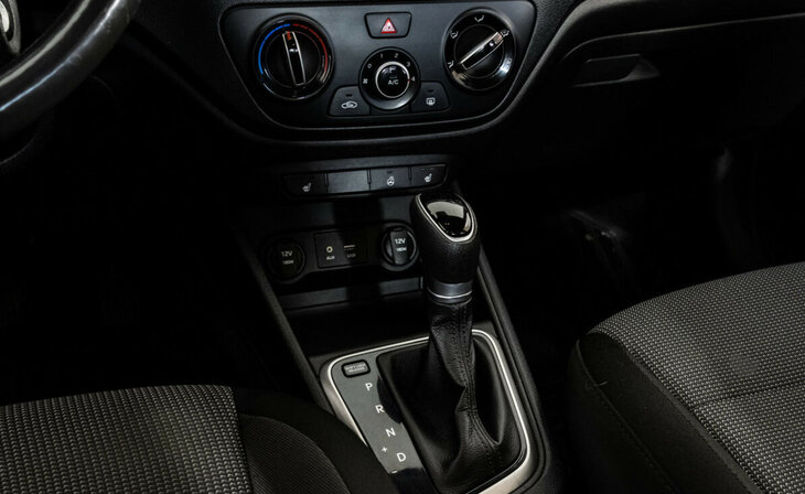 Hyundai Solaris - Фото 8