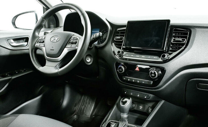 Hyundai Solaris - Фото 9