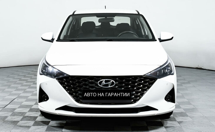 Hyundai Solaris - Фото 1