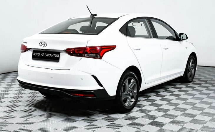 Hyundai Solaris - Фото 4