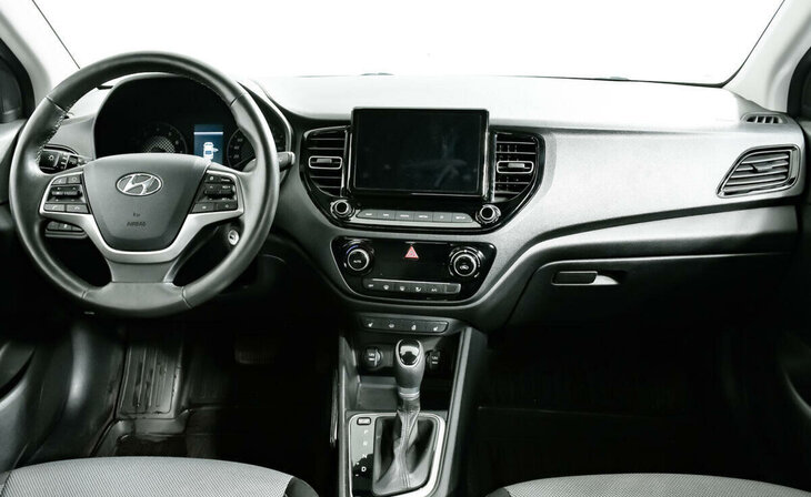 Hyundai Solaris - Фото 8