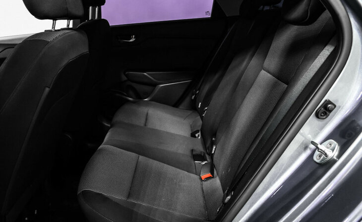 Hyundai Solaris - Фото 12