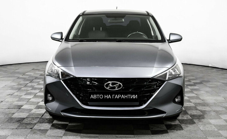 Hyundai Solaris - Фото 1