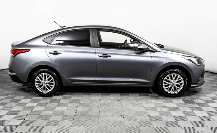 Hyundai Solaris - Фото 3