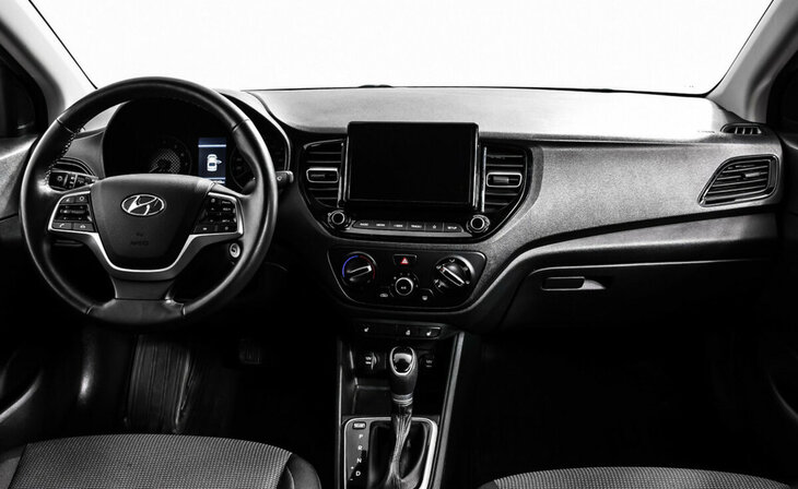 Hyundai Solaris - Фото 8