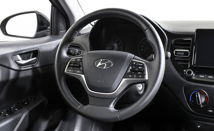 Hyundai Solaris - Фото 11