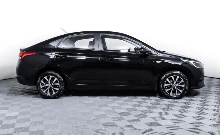 Hyundai Solaris - Фото 3