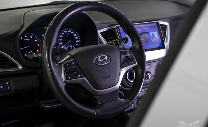 Hyundai Solaris - Фото 9