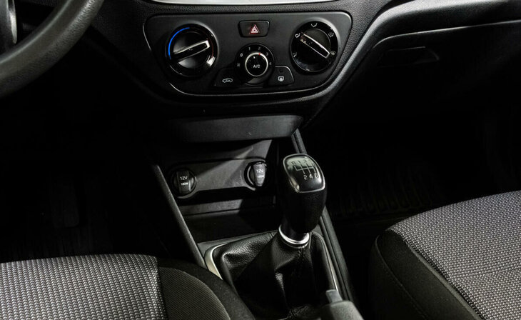 Hyundai Solaris - Фото 8