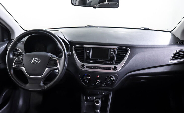 Hyundai Solaris - Фото 9