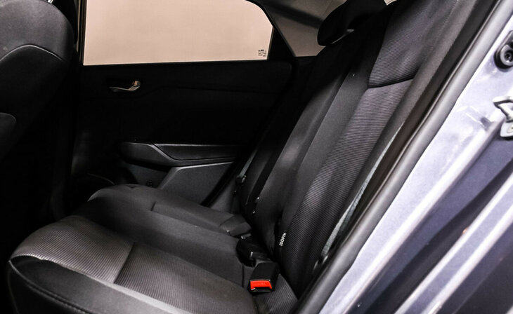 Hyundai Solaris - Фото 10