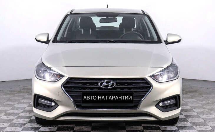 Hyundai Solaris - Фото 1