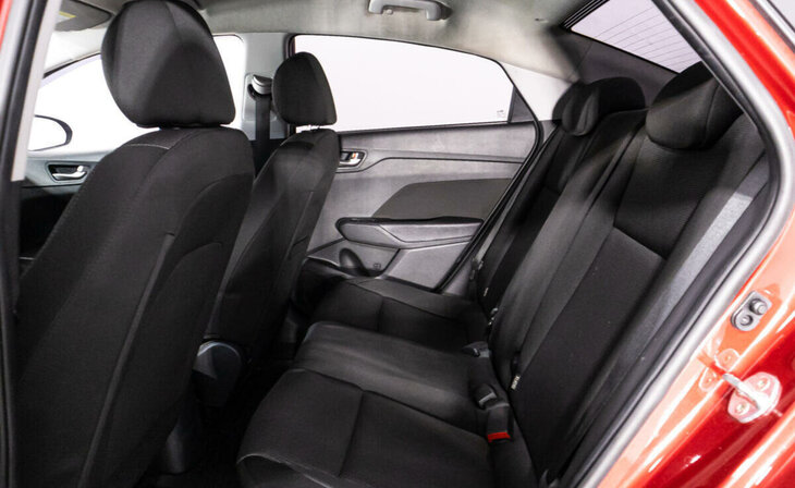 Hyundai Solaris - Фото 11