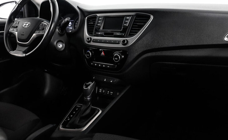 Hyundai Solaris - Фото 4