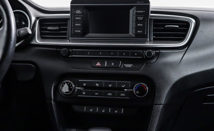 Kia Ceed - Фото 7