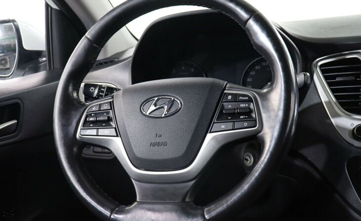 Hyundai Solaris - Фото 9