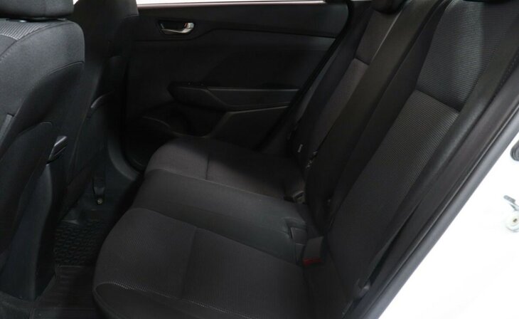 Hyundai Solaris - Фото 12