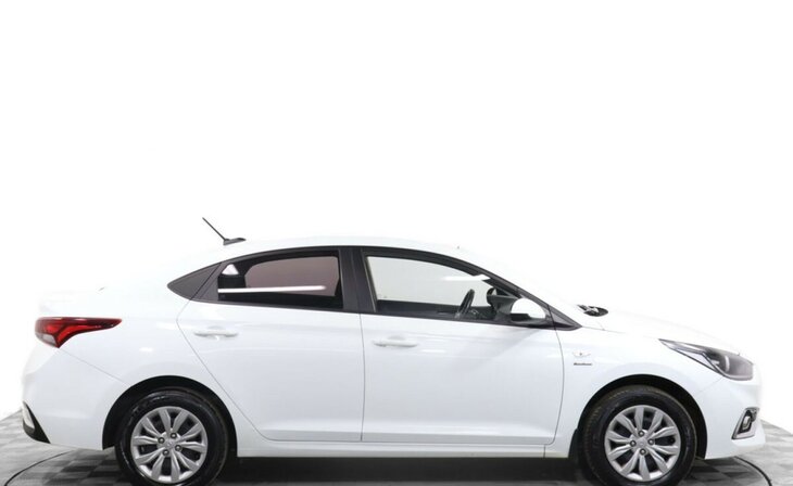 Hyundai Solaris - Фото 3