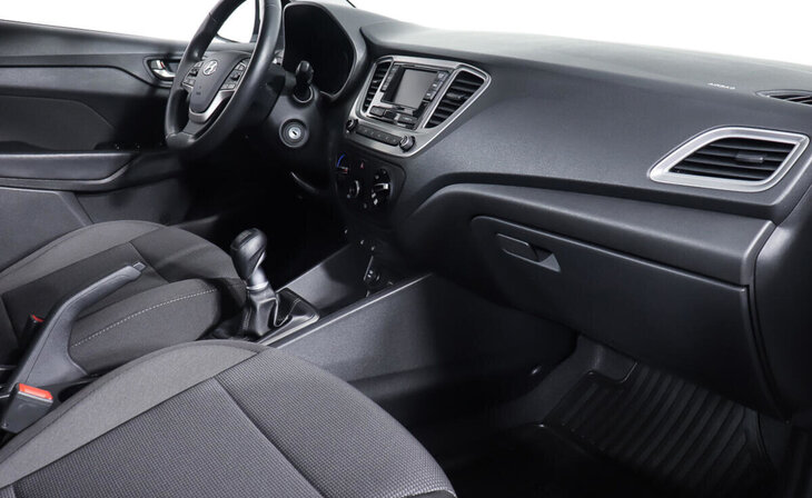 Hyundai Solaris - Фото 9