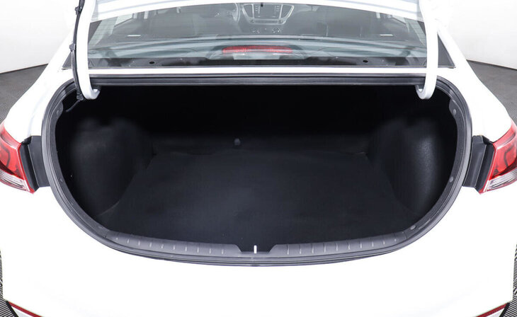 Hyundai Solaris - Фото 16