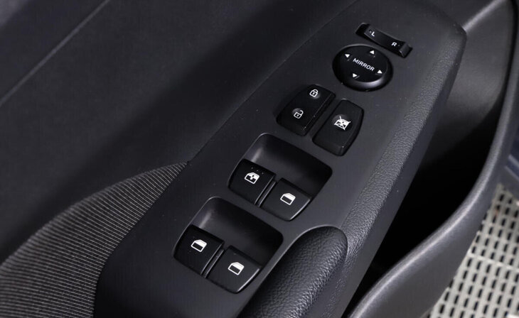 Hyundai Solaris - Фото 8