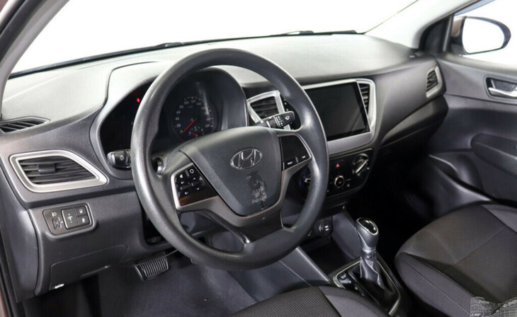 Hyundai Solaris - Фото 8