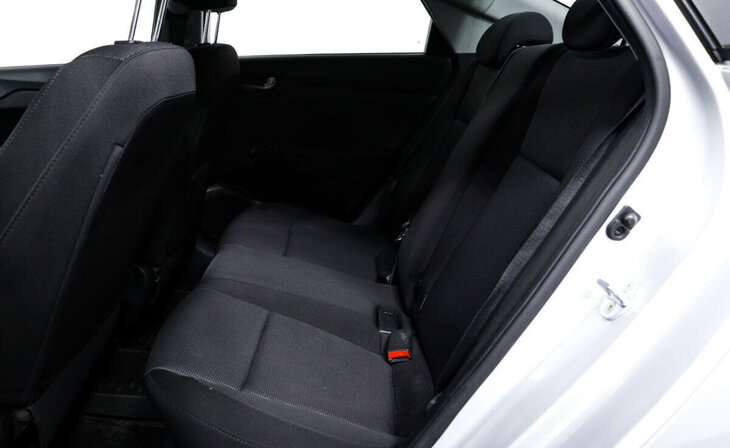 Hyundai Solaris - Фото 11