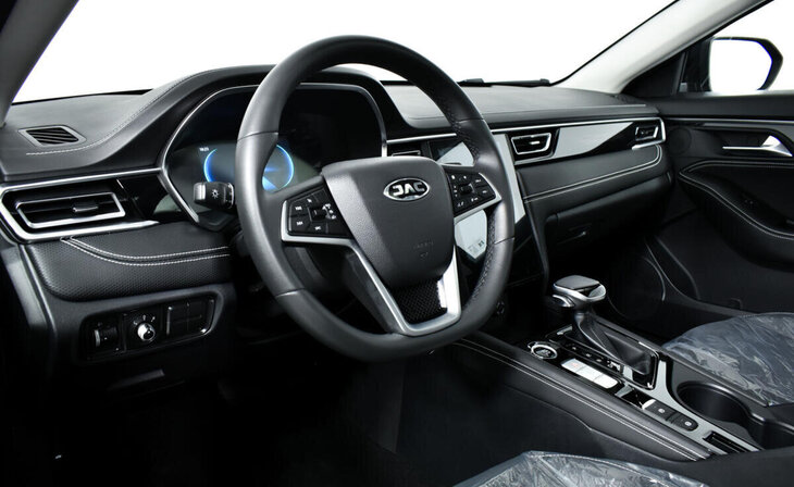 Jac J7 - Фото 10