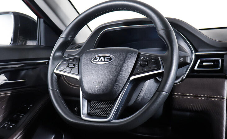 Jac J7 - Фото 12