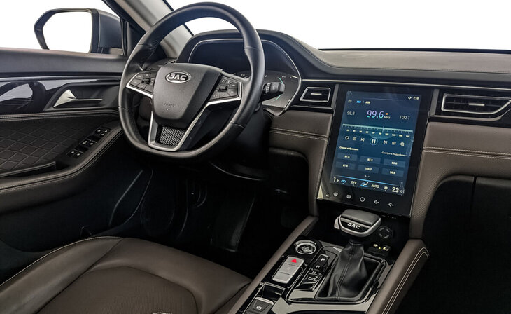 Jac J7 - Фото 13