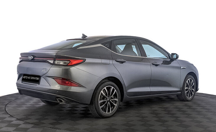 Jac J7 - Фото 4