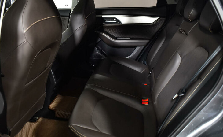 Jac J7 - Фото 10